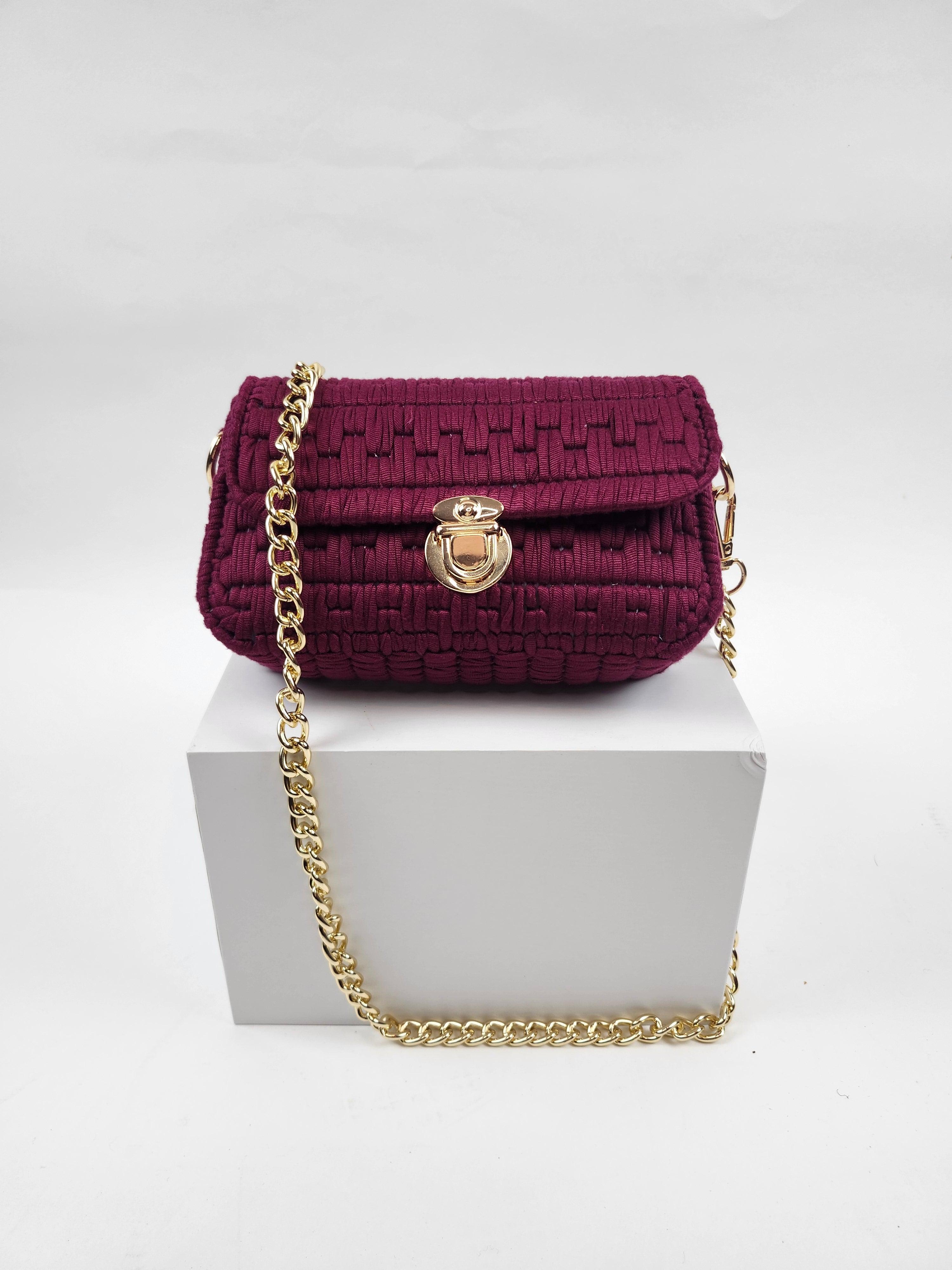 LUXURY HANDBAG BURGUNDY 1