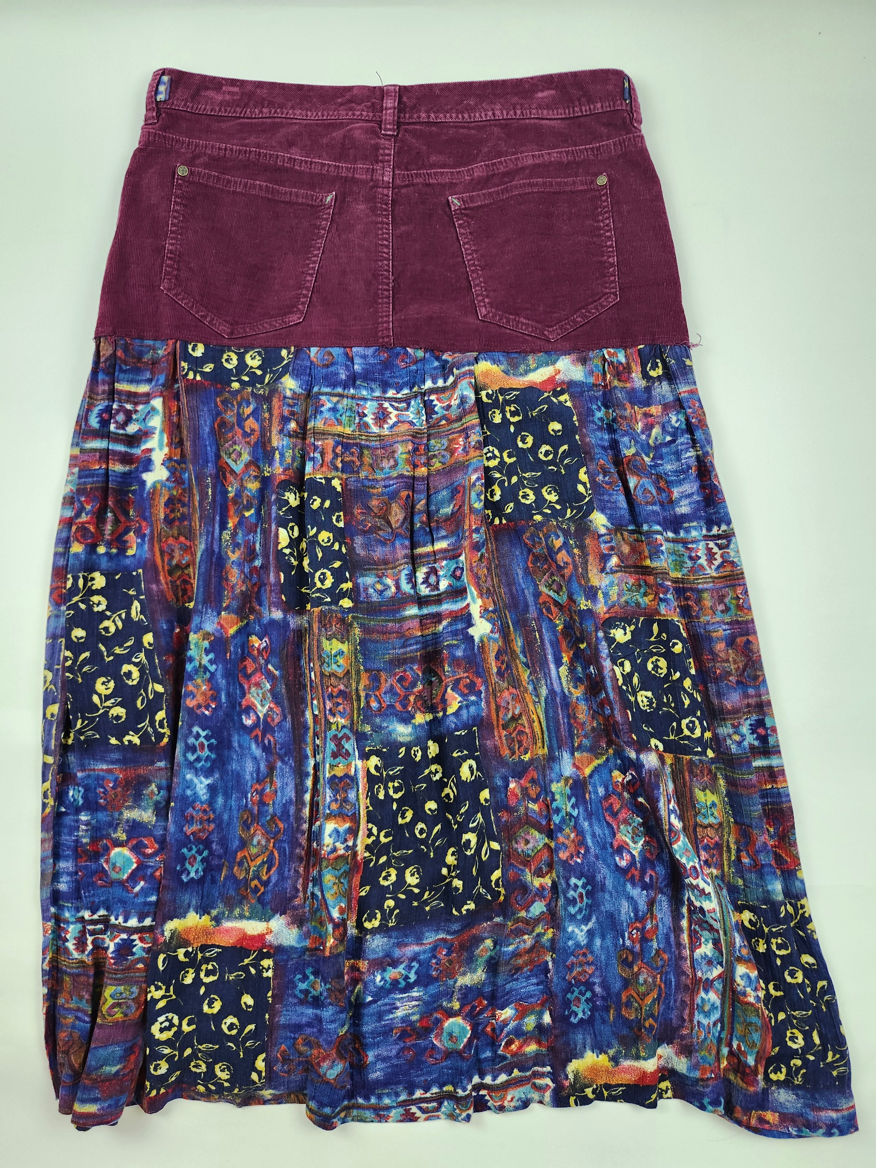 UPCYCLED SKIRT ( Abstract)