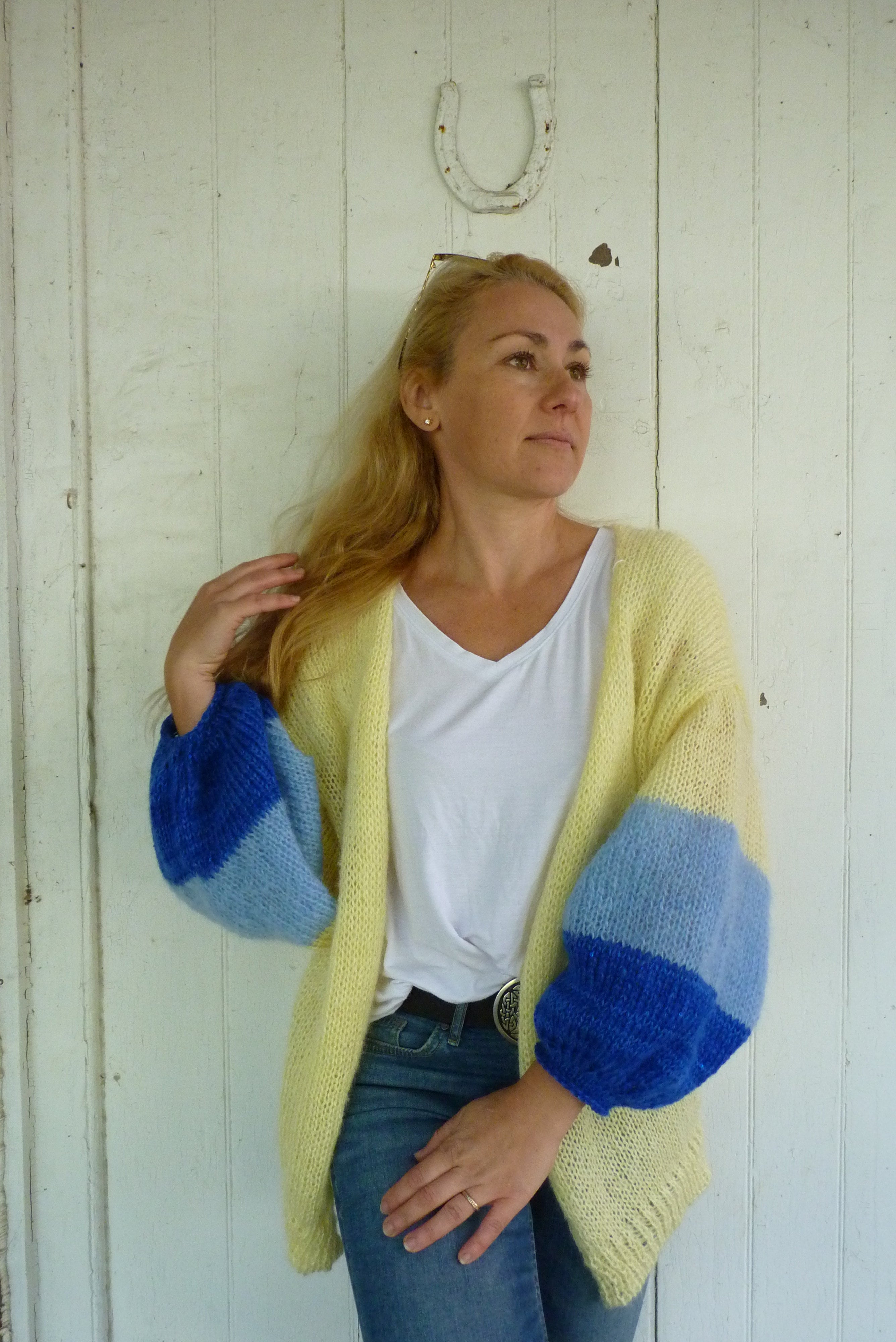 PUFF-SLEEVE CARDIGAN