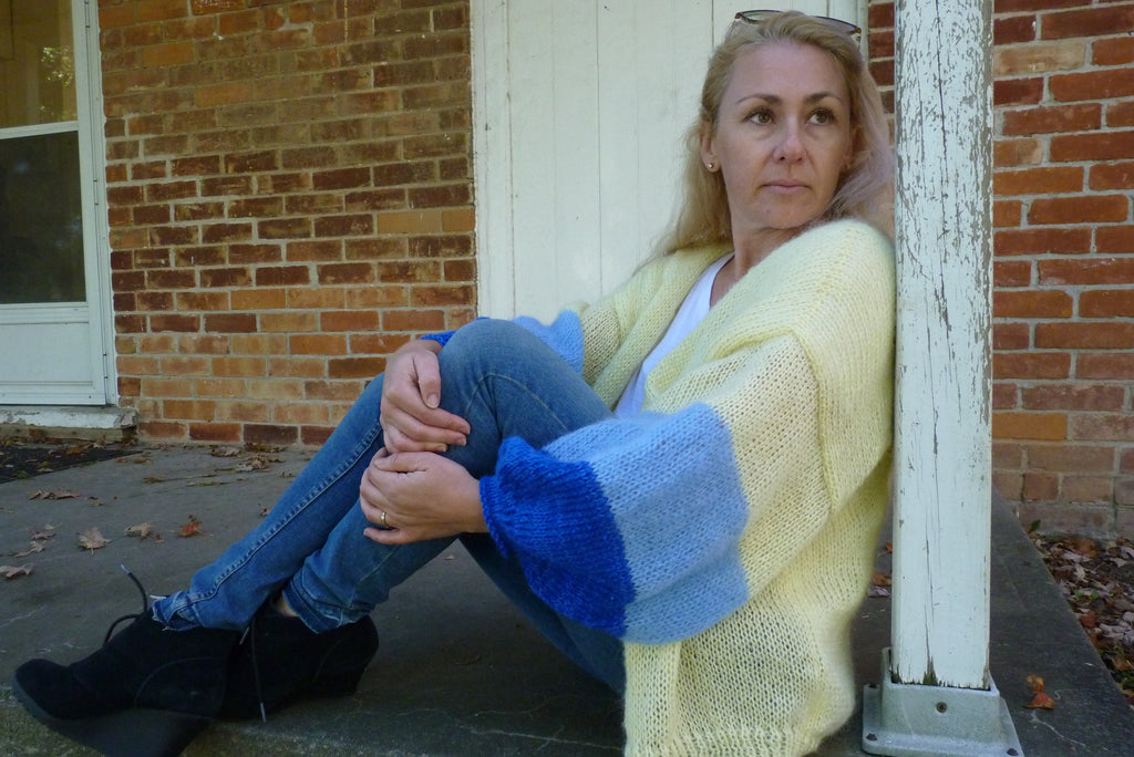 PUFF-SLEEVE CARDIGAN